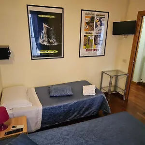  Apartment Aida Trevi Fountain Italy
